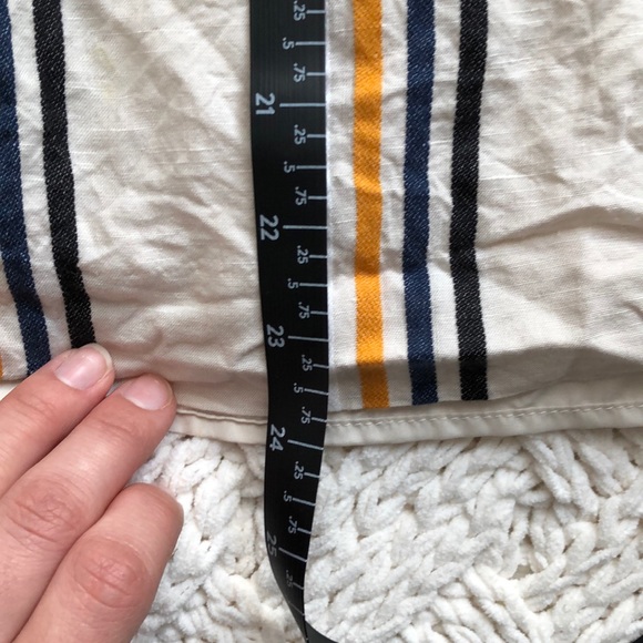 Tan, navy, and yellow pencil skirt - Picture 5 of 5